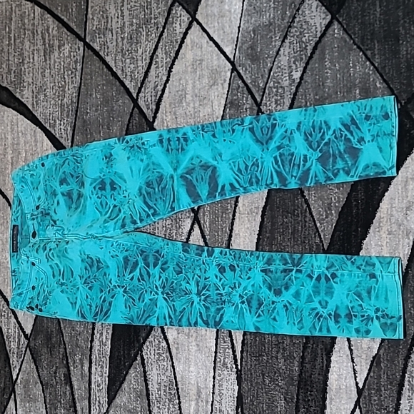 ROCK & REPUBLIC TIE DYE OSCAR SKINNY BERLIN DENIM JEAN - Picture 3 of 14